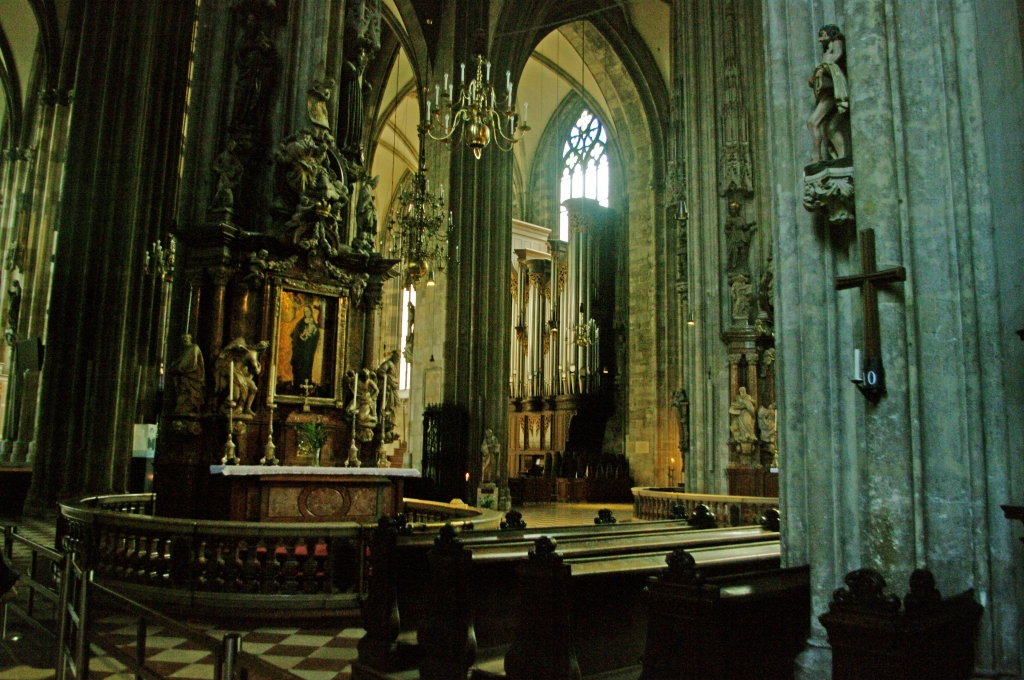 Одно из красивейших мест района Дорсодуро - набережная