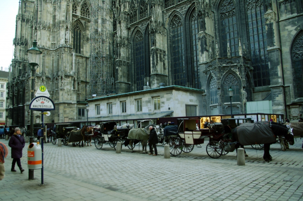 Вапоретто - основной вид транспорта в старой Венеции.
