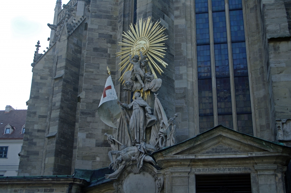 Справа - район Санта-Кроче, слева - Каннареджо.